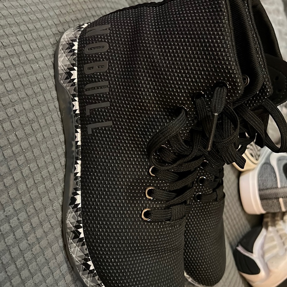 Women’s No Bull shoes